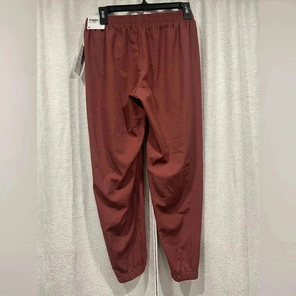 Old Navy Jogger Pants NWT - Picture 3 of 4